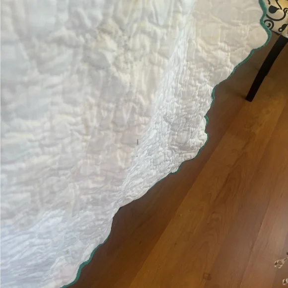 Floral Patchwork Quilt - Multicolor - Picture 7 of 14